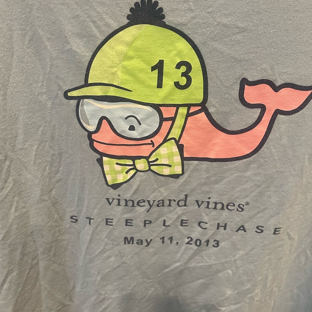 M Vineyard Vines whale Steeplechase Jockey shirt